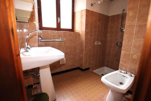 Maison 6 pièces type 4 de 110 m2 + maison de 70m2 en R+1