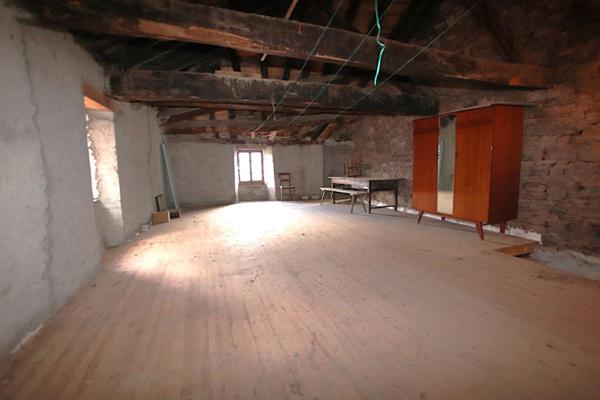 Maison 6 pièces type 4 de 110 m2 + maison de 70m2 en R+1