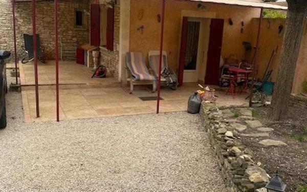 Maison à vendre    2 pièces • 53 m2 L'Isle-sur-la-Sorgue
