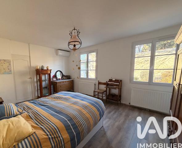 Maison à vendre 8 pièces 215 m² Nîmes-Saint-Césaire