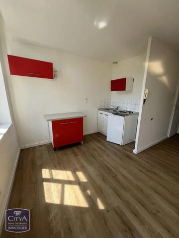 Appartement à louer 2 pièces 28.38m² Valenciennes (59300)