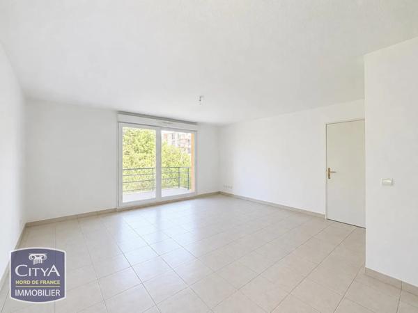 Appartement à louer 2 pièces 48.3m² Saint-Saulve (59880)