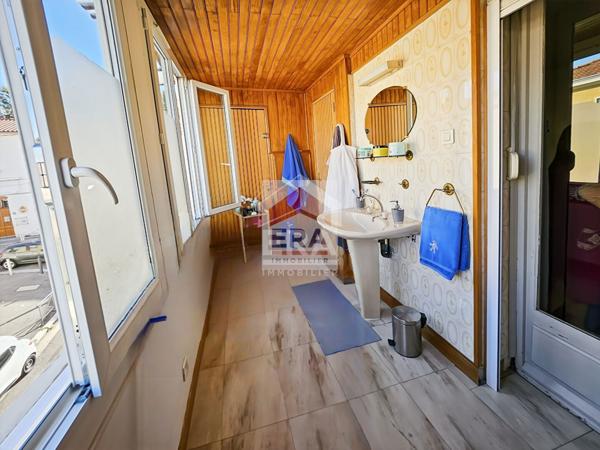 MARSEILLE 14e -Quartier Bon Secours -Appartement T3 - 56,70 m² + véranda + garage -Vendu loué