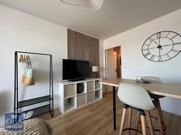 Appartement à louer 1 pièce 20.54m² Niort (79000)