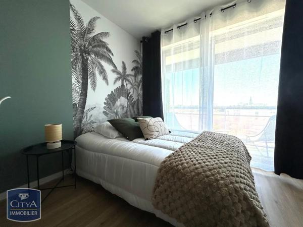 Appartement à louer 1 pièce 20.54m² Niort (79000)