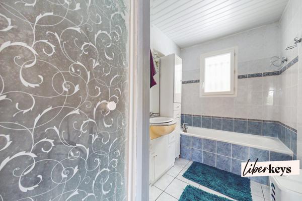 Exclusivité Liberkeys – Maison de plain-pied 93 m² avec véranda et piscine récentes – Saint-Sulpice-de-Cognac 