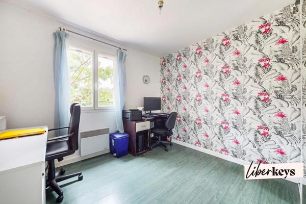 Exclusivité Liberkeys – Maison de plain-pied 93 m² avec véranda et piscine récentes – Saint-Sulpice-de-Cognac 