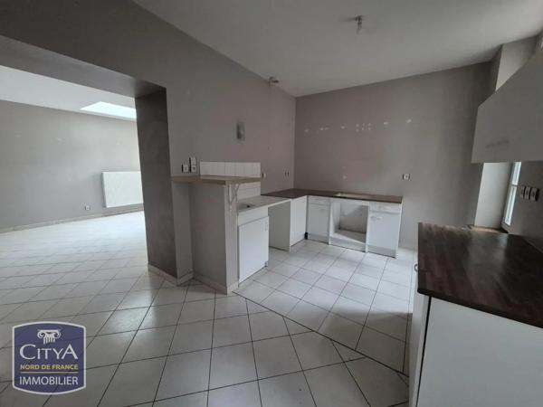 Maison à louer 4 pièces 86.78m² Valenciennes (59300)