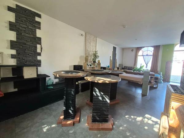 Maison à vendre 11 pièces 133m² Saint-Venant (62350)