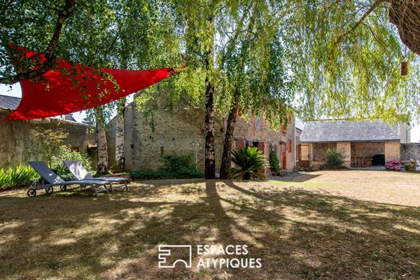 Elégante demeure avec dépendances