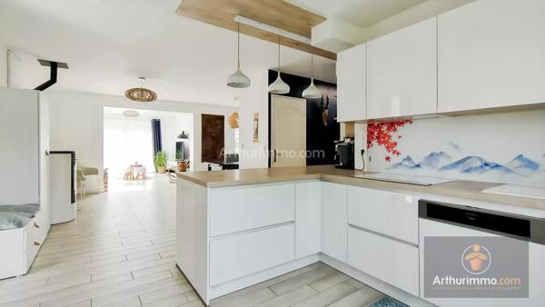 Vente                                                      Maison
                        
                     6 pièces                      139 m2                     à Bondoufle