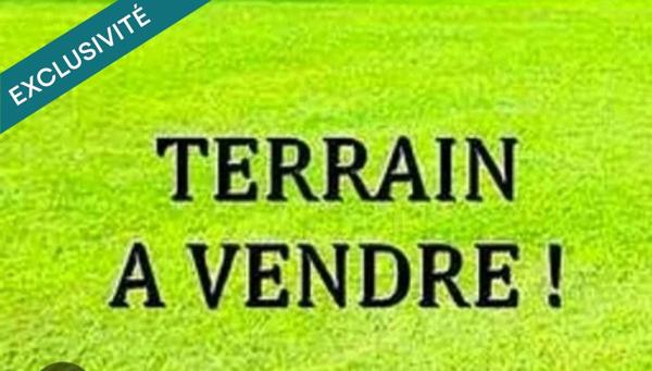 A la recherche d'un coin de verdure ce terrain de loisirs idéalement placé saura vous séduire