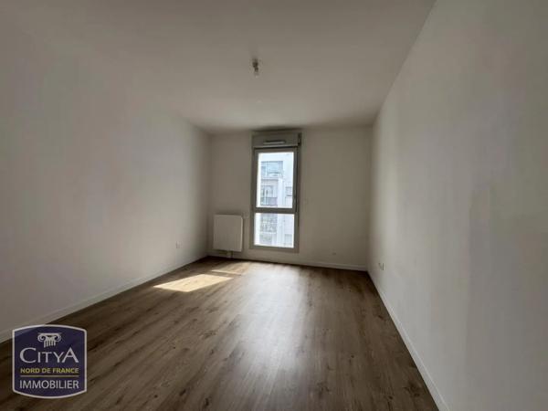 Appartement à louer 2 pièces 43.73m² Lille (59000)
