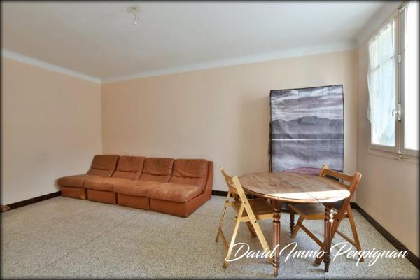 Perpignan (66100) F2 rénové avec cave et parking