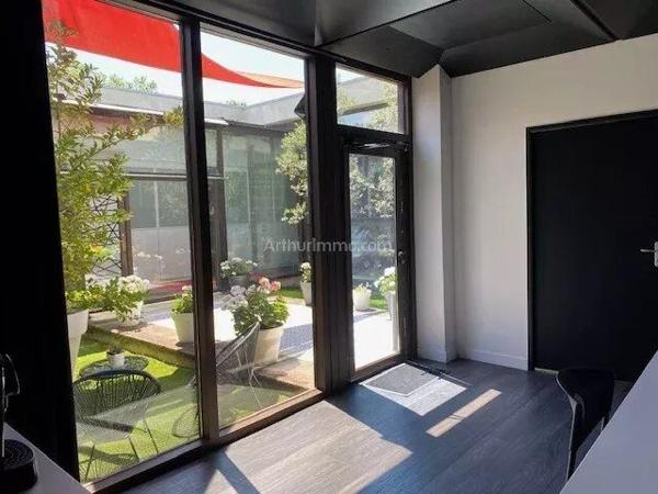 Location Bureau 1 pièces 100 m2 à Roanne