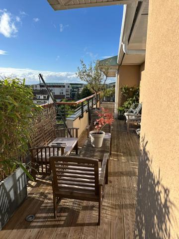 Appartement 3 pièces de 70.44m² en toit terrasse en bord de seine à Mantes La Jolie,