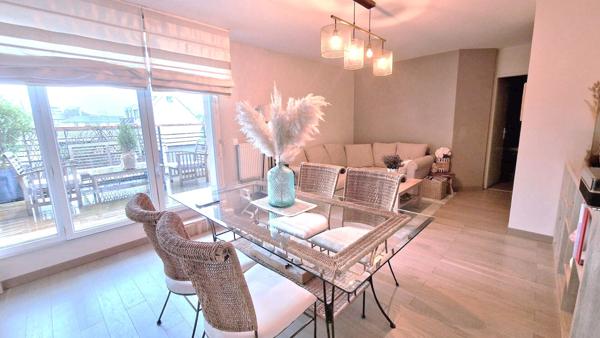 Appartement 3 pièces de 70.44m² en toit terrasse en bord de seine à Mantes La Jolie,