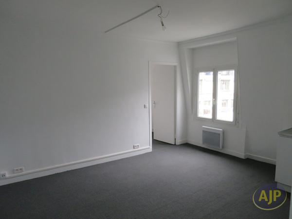Location appartement Paris 8eme : 1 419 € - AJP Immobilier Paris 15 - Agence Pernet