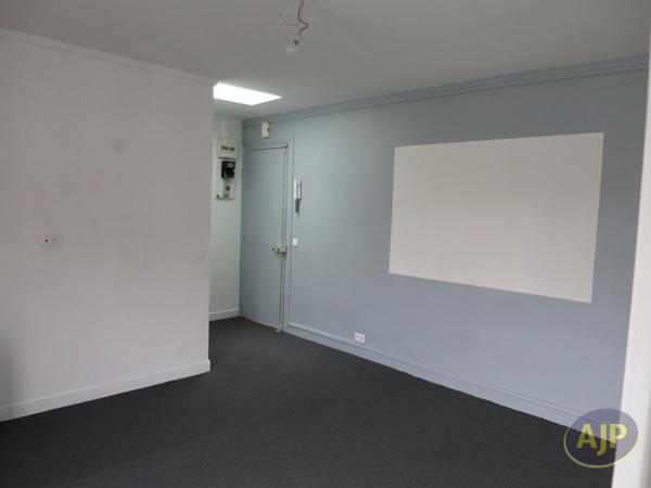Location appartement Paris 8eme : 1 419 € - AJP Immobilier Paris 15 - Agence Pernet
