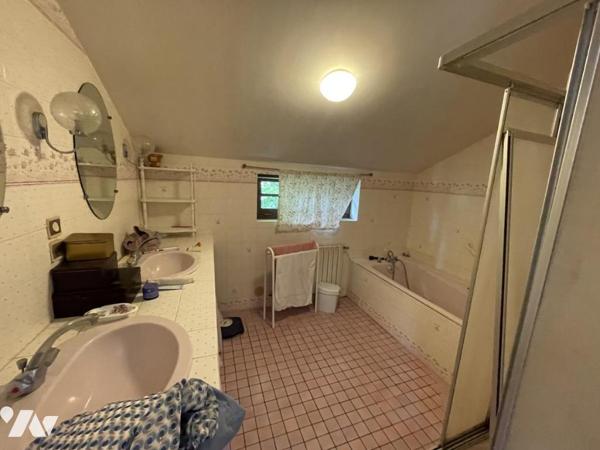 A VENDRE MAISON - 22740 LEZARDRIEUX