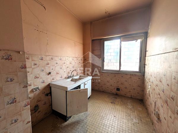 Appartement 3 pièces à rénover  Cagnes-sur-Mer Idéal professions libérales