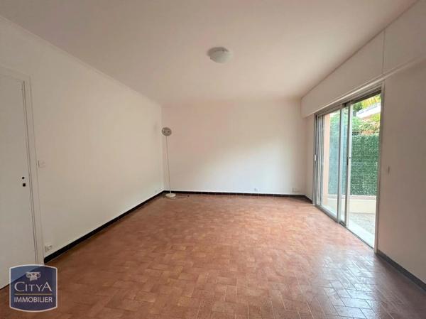 Appartement à louer 1 pièce 33m² Cannes (06400)