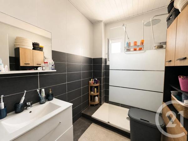 Appartement T4 à vendre  4 pièces - 117,47 m 2   BASTIA  - 202