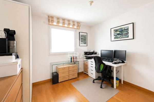 4 PIÈCES 79 m² - RÉCENT-BALCON-2 PARKINGS