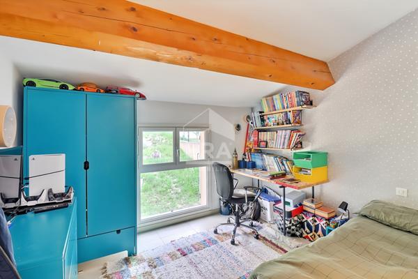 Sur les hauteurs : Maison de standing T5 à Marignane de 146m2 avec vue panoramique sur l'étang