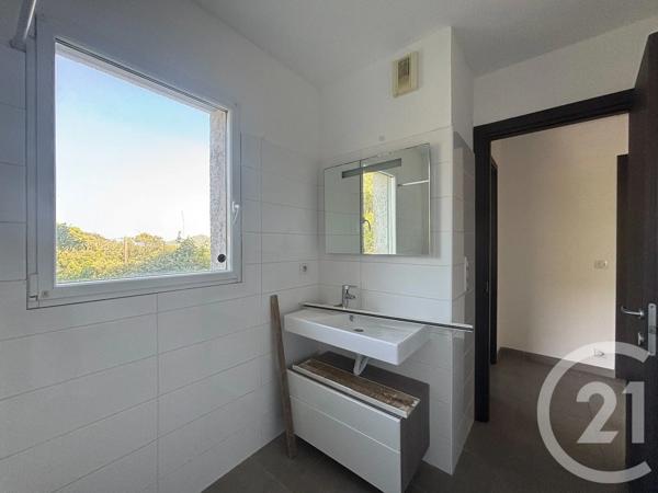 Appartement F3 à vendre  3 pièces - 72 m 2   LURI  - 202