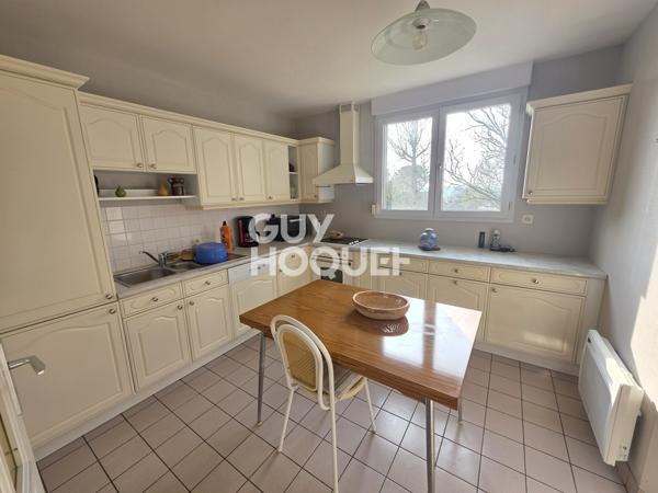 APPARTEMENT À VENDRE DE 3 PIÈCES DE 104,00 M²