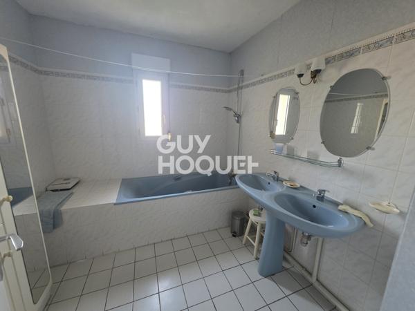 APPARTEMENT À VENDRE DE 3 PIÈCES DE 104,00 M²