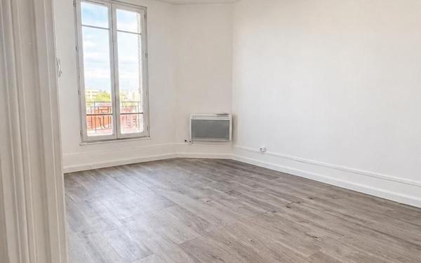 Appartement à vendre    2 pièces • 43 m2 Montreuil