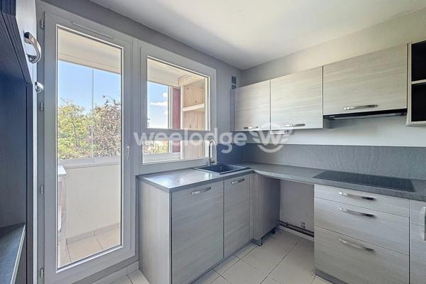 Appartement à vendre 5 pièces de 81 m² à Saint-Michel-sur-Orge Autres biens de l'agent