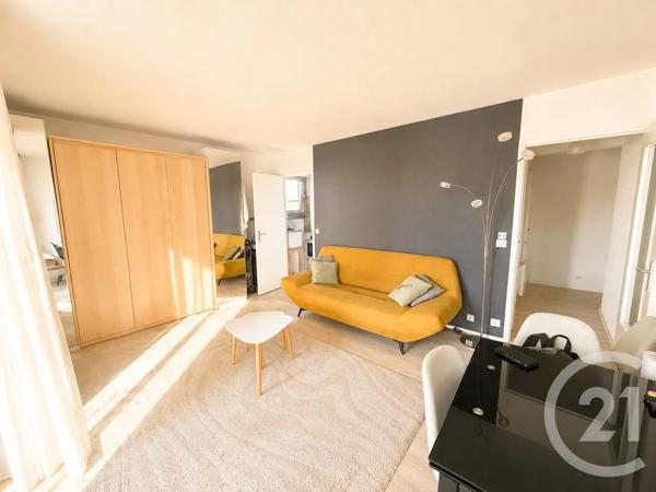 Appartement F1 à vendre  1 pièce - 29,03 m 2   ROYAN  - 17