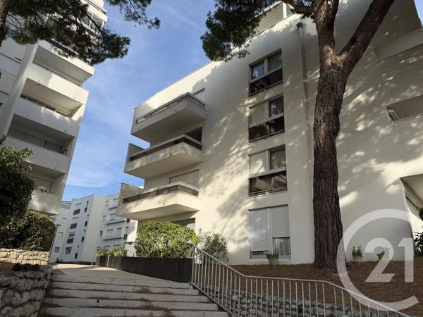 Appartement F1 à vendre  1 pièce - 29,03 m 2   ROYAN  - 17