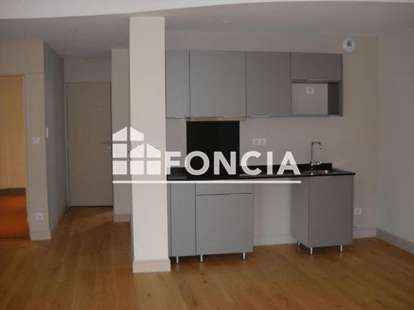 Location Appartement 2 pièces 48.3 m² - 28 30 RUE PORTAIL MATHERON Avignon 84000