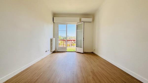 Vente Appartement 3 Pièces - Vue Mer