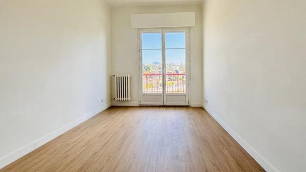Vente Appartement 3 Pièces - Vue Mer