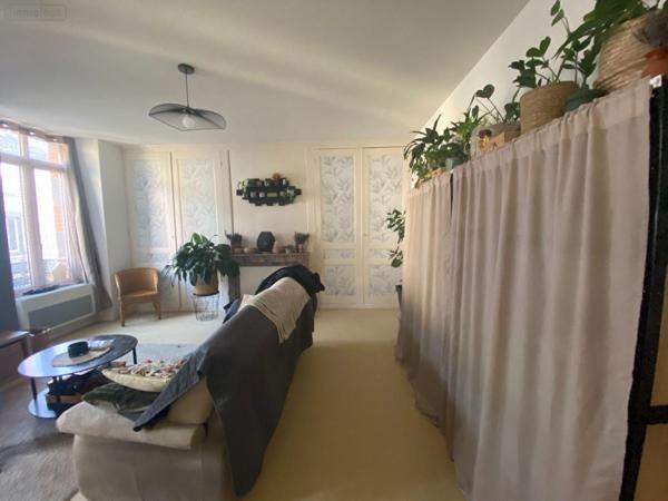 Immeuble de rapport à vendre à Mauriac dans le Cantal (15200), ref : 15060/1124