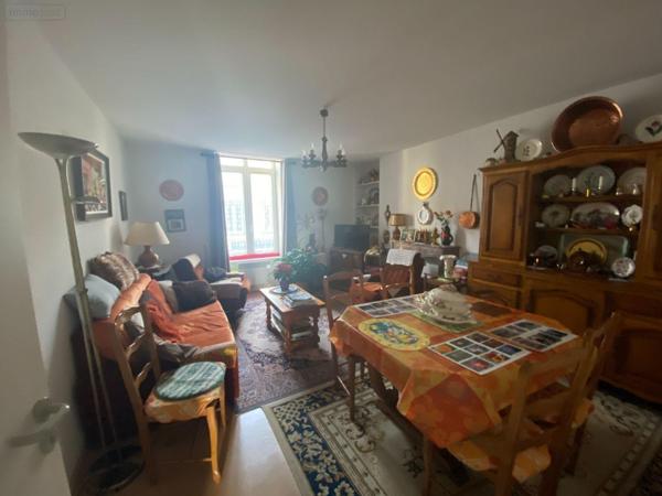 Immeuble de rapport à vendre à Mauriac dans le Cantal (15200), ref : 15060/1124