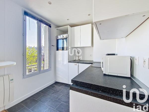 Appartement 2 pièces de 32 m² à Le Kremlin-Bicêtre (94270)