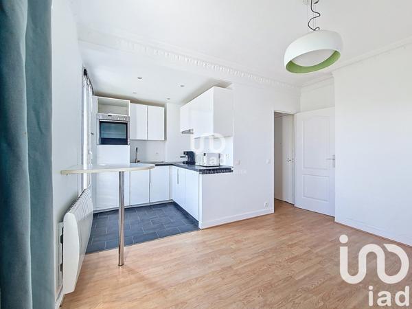 Appartement 2 pièces de 32 m² à Le Kremlin-Bicêtre (94270)