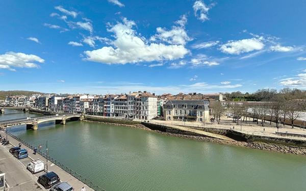 Appartement à vendre    2 pièces • 40,71 m2 Bayonne