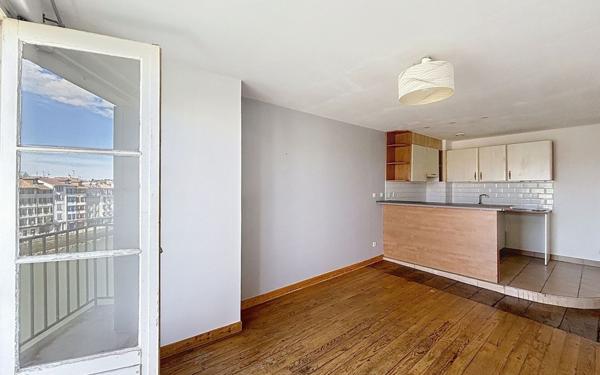 Appartement à vendre    2 pièces • 40,71 m2 Bayonne