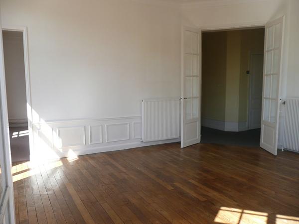 APPARTEMENT TYPE 4 - SECTEUR CENTRE VILLE / CATHEDRALE