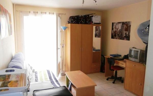 Appartement à vendre    1 pièce • 18 m2 Castres