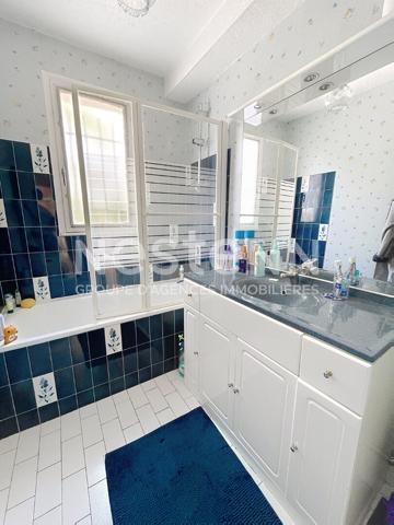 A vendre Maison de 8 pièces de 154 m2 à Plaisir - Quartier de la Boissière