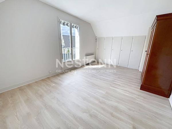 A vendre Maison de 8 pièces de 154 m2 à Plaisir - Quartier de la Boissière