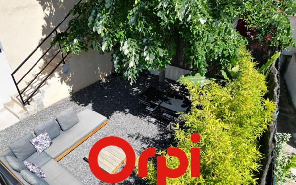 Appartement à vendre    3 pièces • 77 m2 Bandol